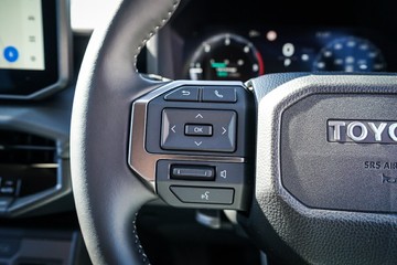 https://vehicle-cdn.autoleague.cloud/28166_6512092_19.jpg