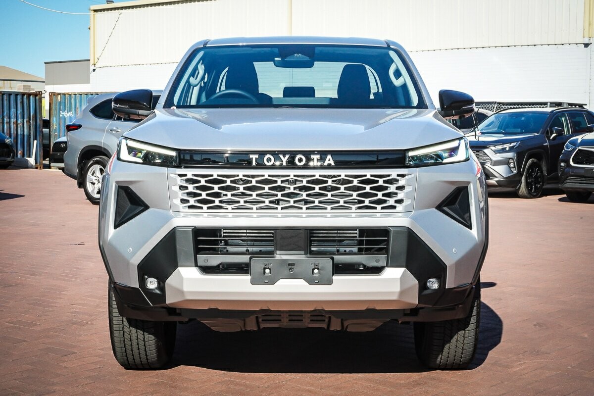 Toyota Hilux image 3