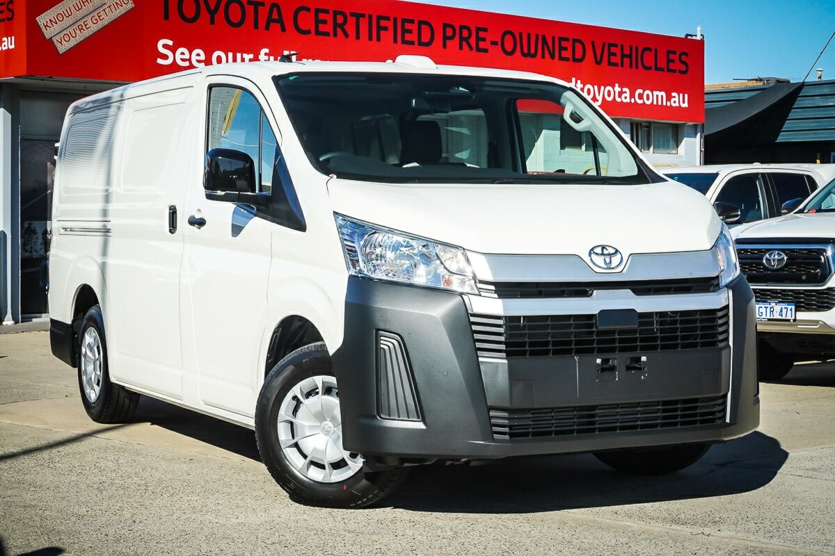 Toyota Hiace image 1