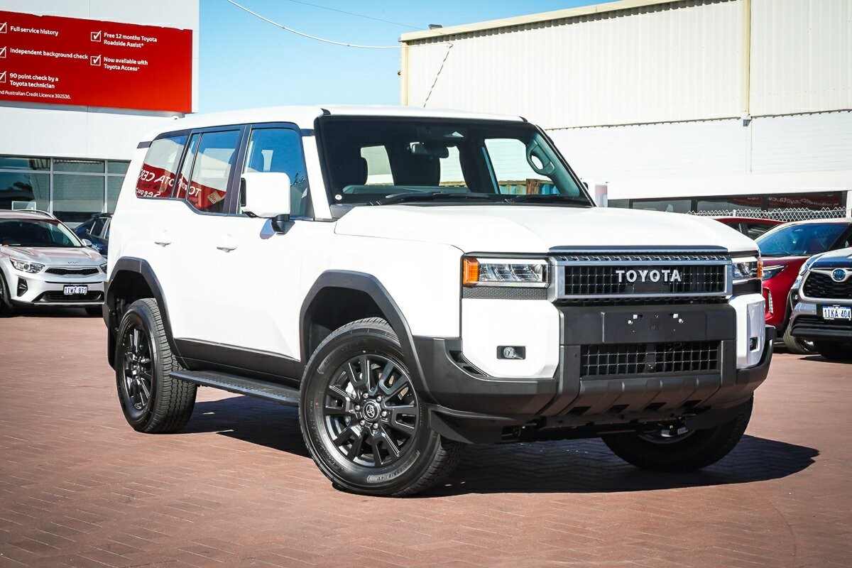 Toyota Landcruiser Prado image 1