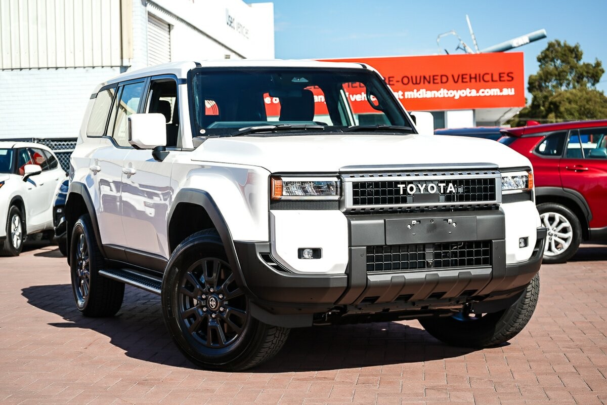 Toyota Landcruiser Prado image 1