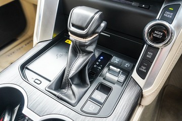 https://vehicle-cdn.autoleague.cloud/28166_6512115_24.jpg
