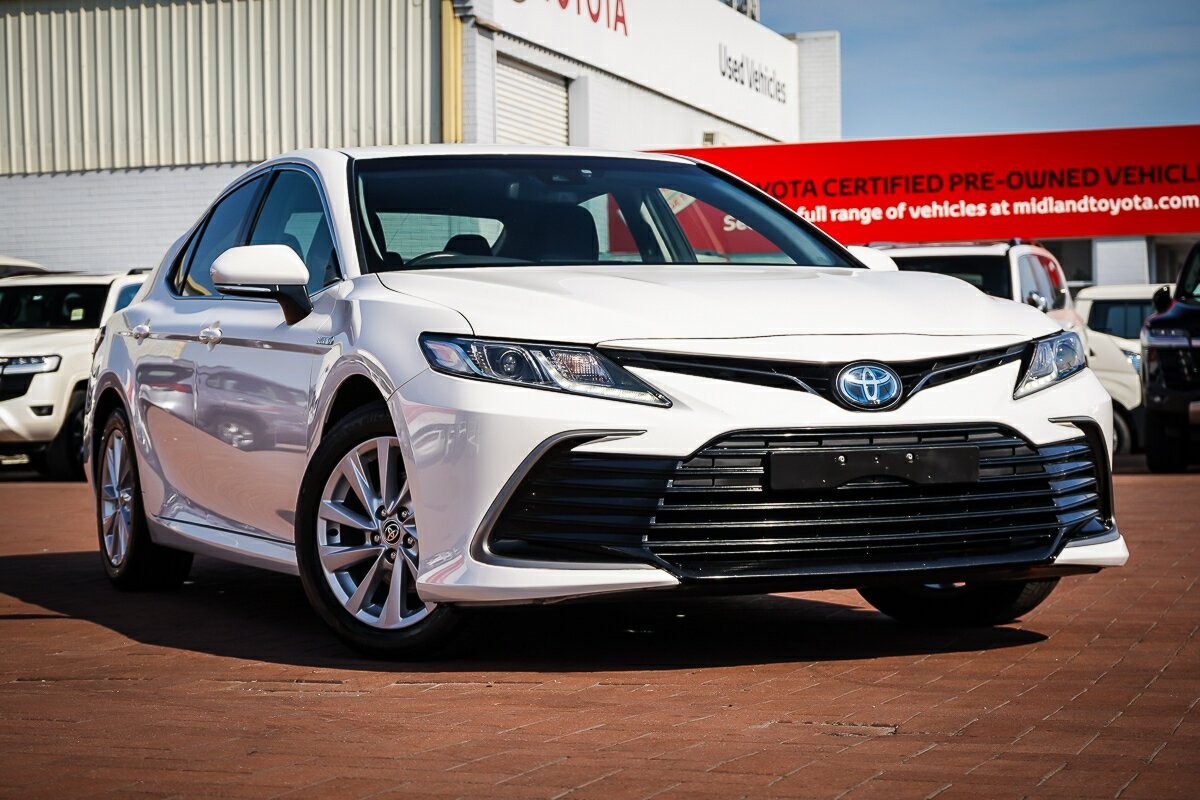 Toyota Camry image 1