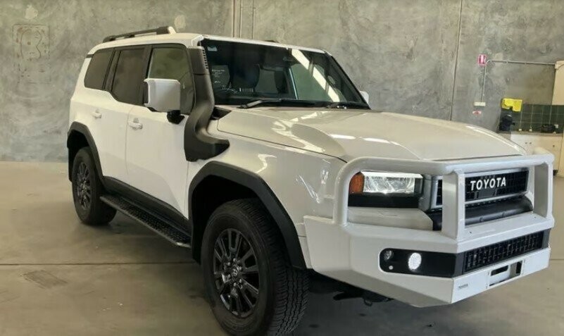 Toyota Landcruiser Prado image 1