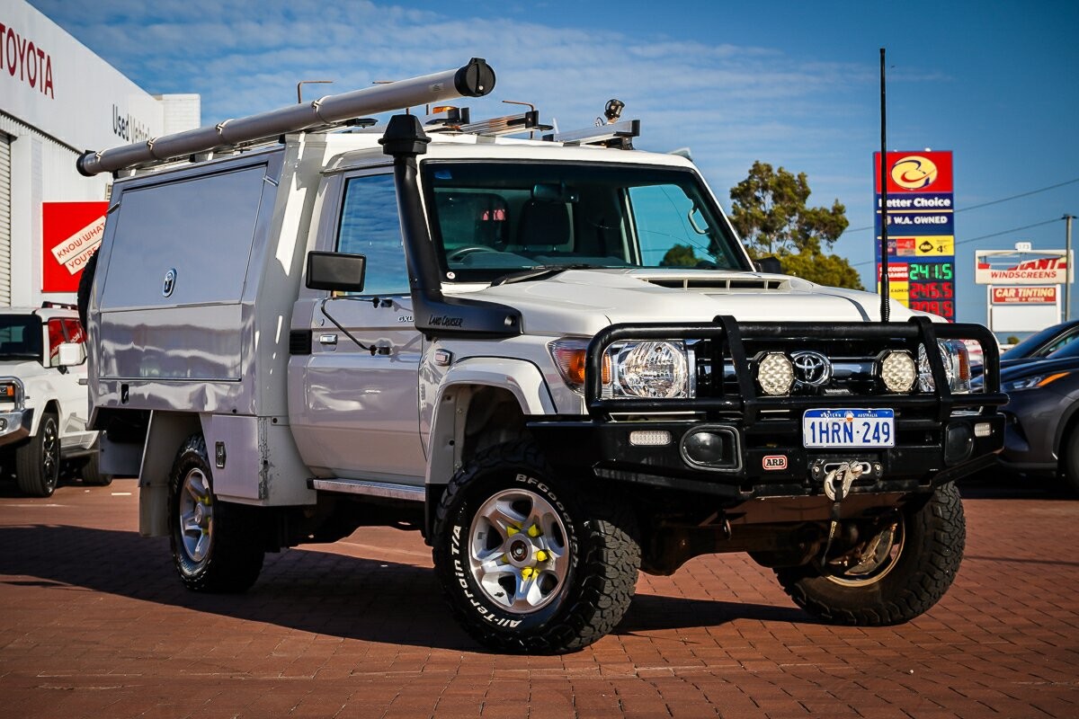 Toyota Landcruiser image 1