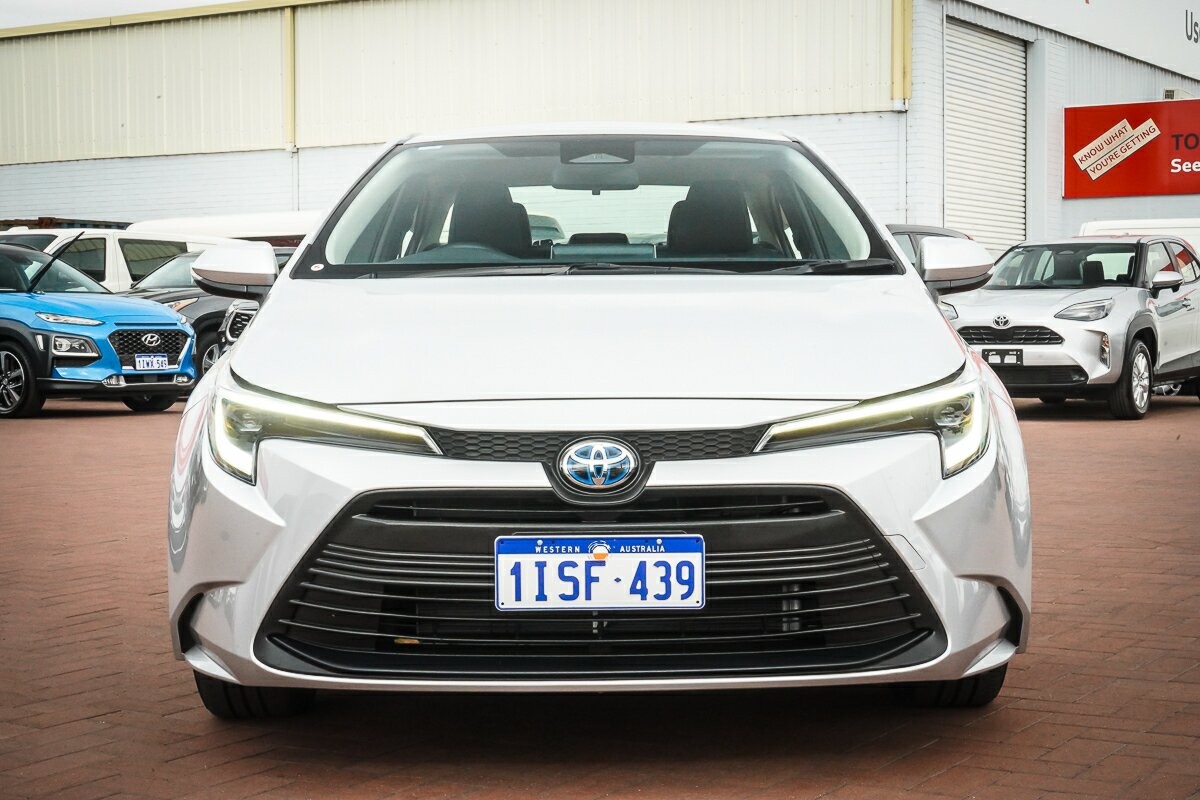 Toyota Corolla image 3
