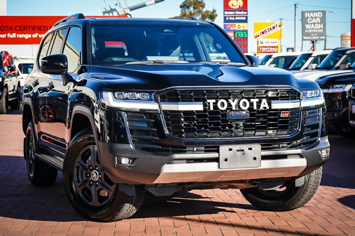 Toyota Landcruiser image 1