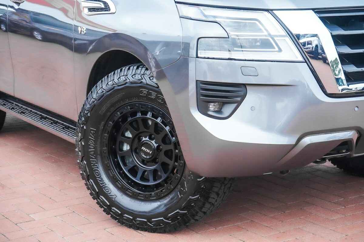 Nissan Patrol image 2