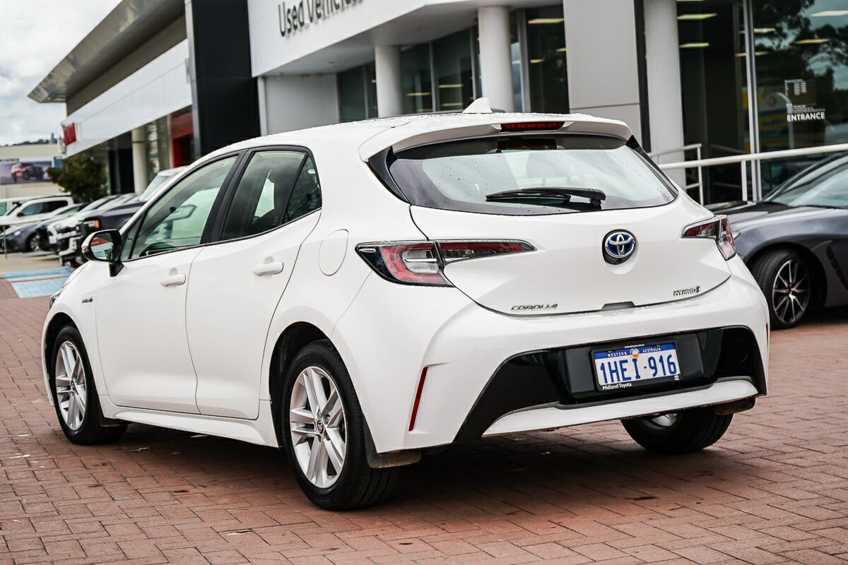 Toyota Corolla image 3