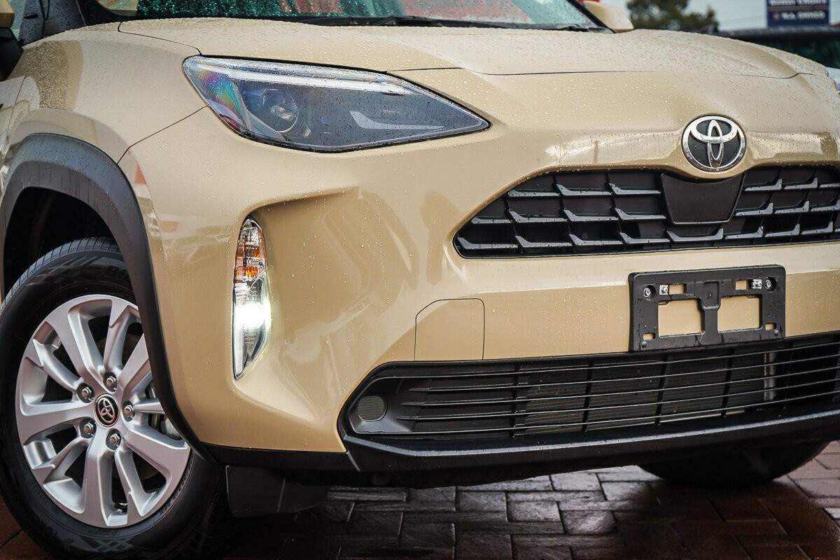 Toyota Yaris Cross image 2