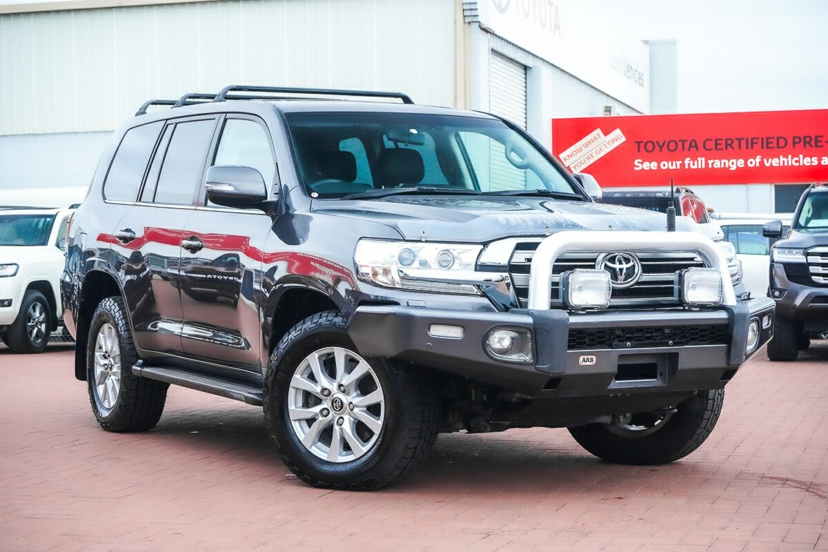 Toyota Landcruiser image 1