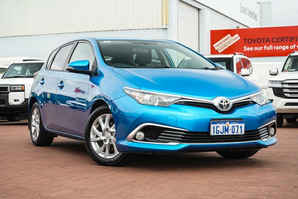 Toyota Corolla image 1