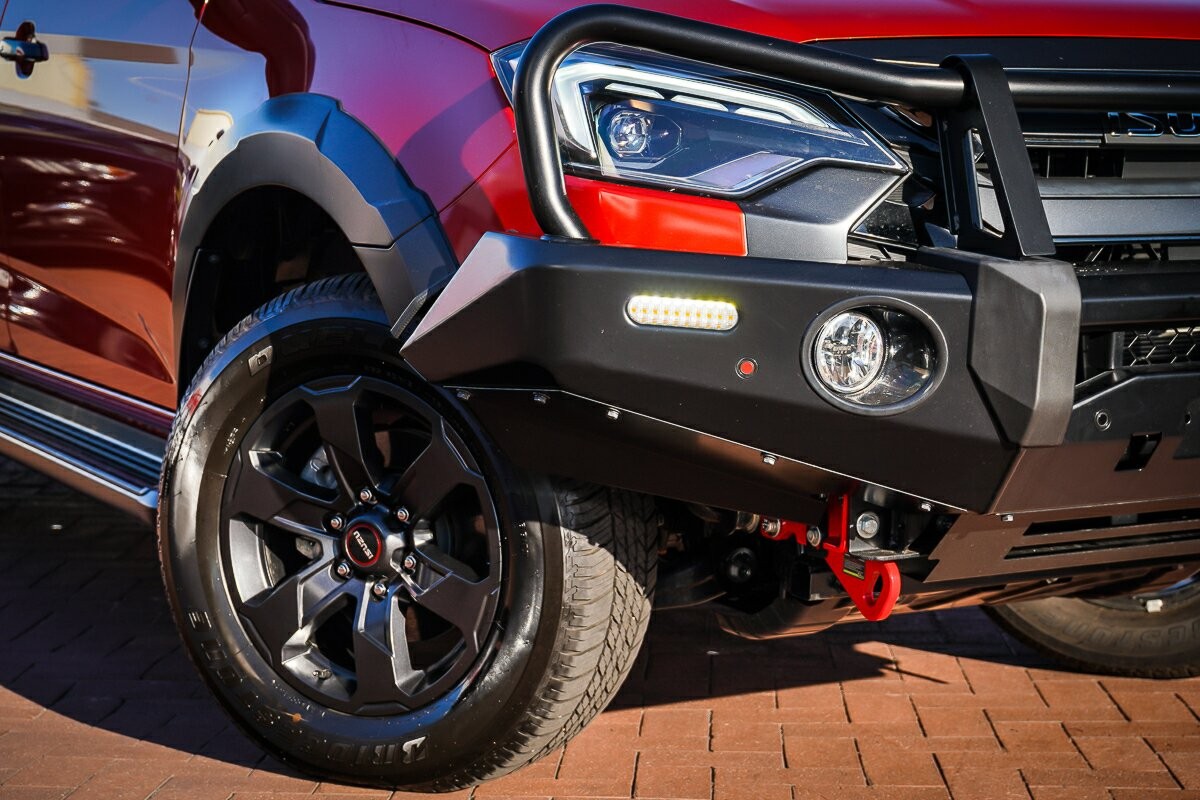 Isuzu D-max image 2