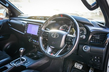 https://vehicle-cdn.autoleague.cloud/28166_6512256_21.jpg