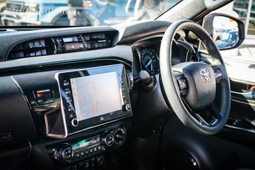 https://vehicle-cdn.autoleague.cloud/28166_6512272_27.jpg