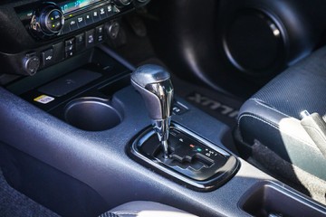 https://vehicle-cdn.autoleague.cloud/28166_6512272_28.jpg