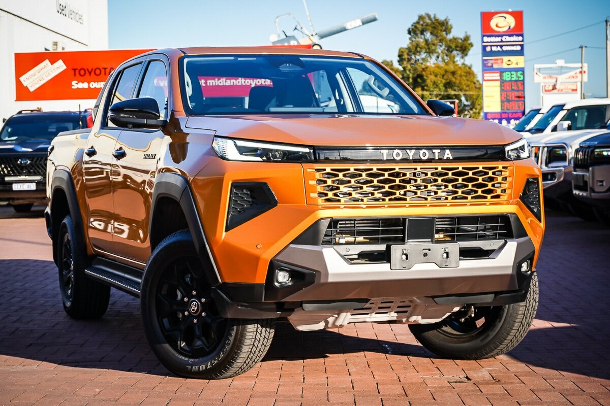 Toyota Hilux image 1
