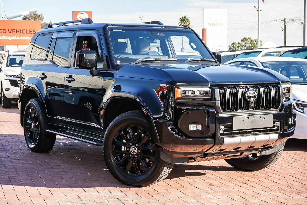 Toyota Landcruiser Prado image 1
