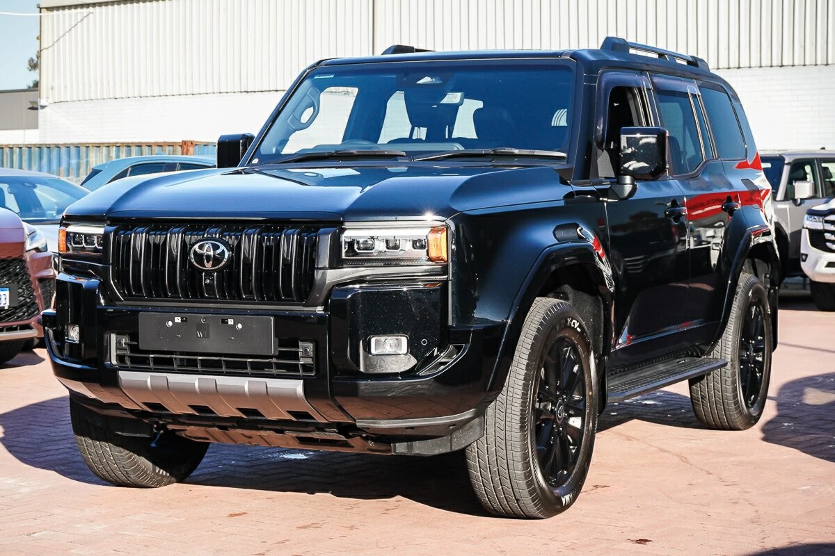 Toyota Landcruiser Prado image 4