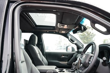 https://vehicle-cdn.autoleague.cloud/28166_6512311_20.jpg