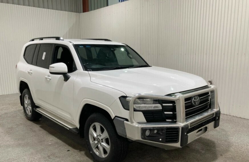 Toyota Landcruiser image 1