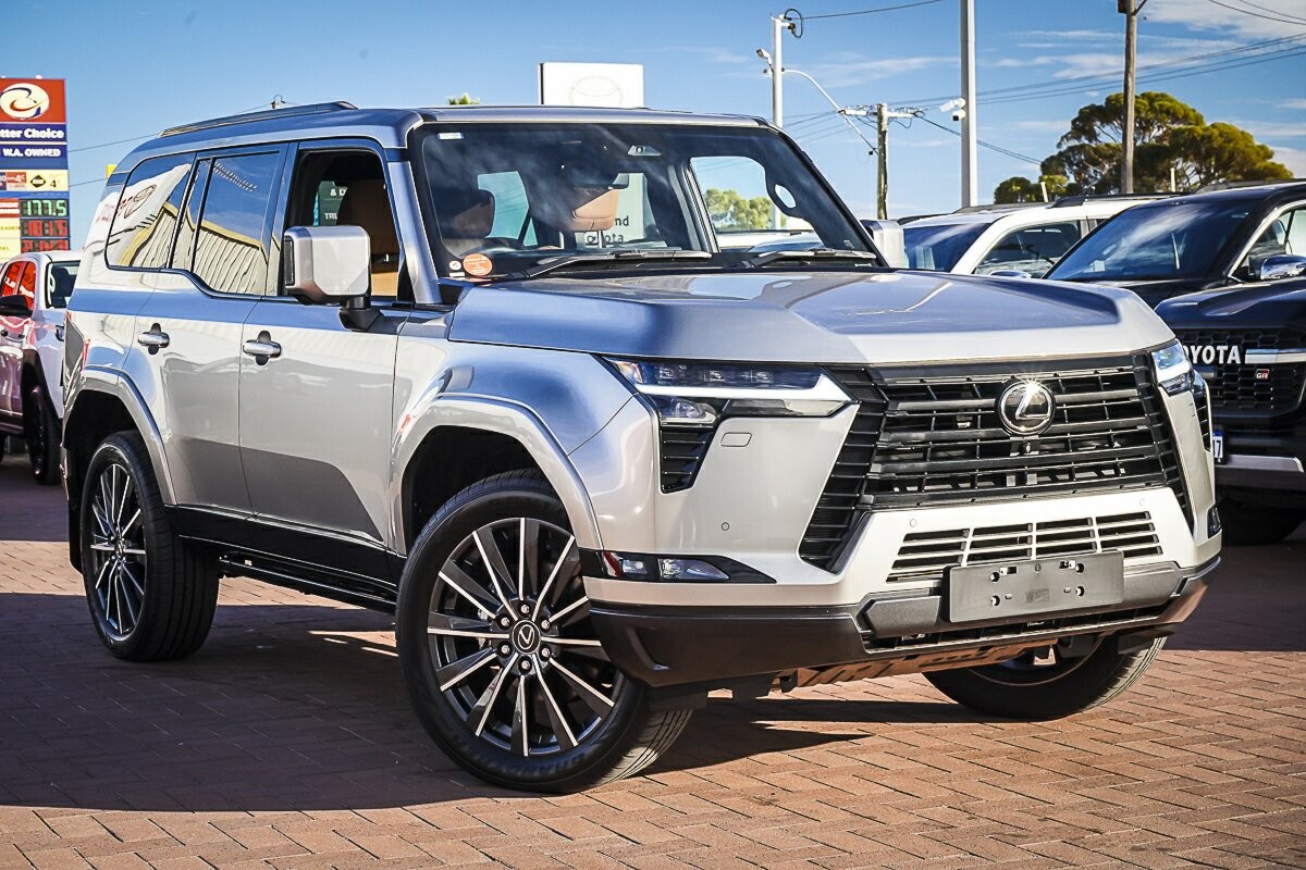 Lexus Gx image 1