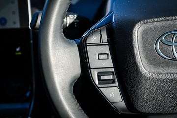 https://vehicle-cdn.autoleague.cloud/28166_6512328_15.jpg