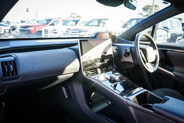 https://vehicle-cdn.autoleague.cloud/28166_6512328_25.jpg