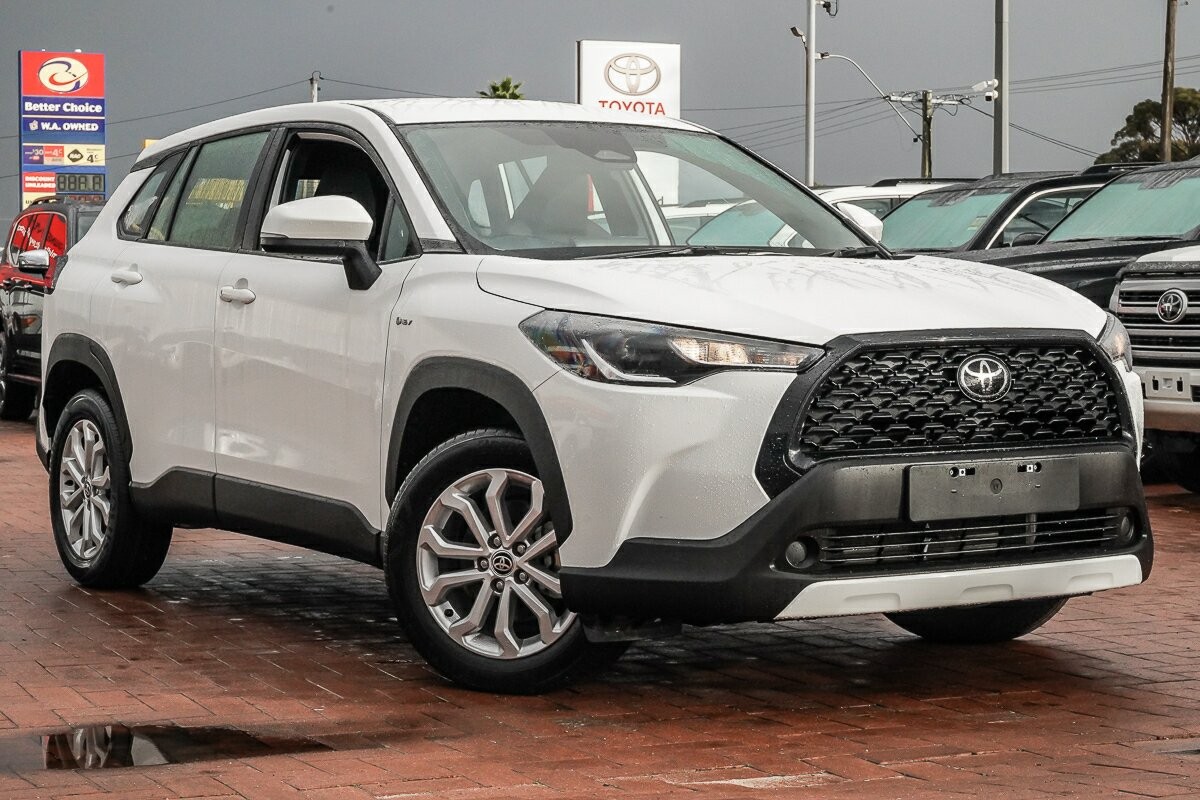 Toyota Corolla Cross image 1