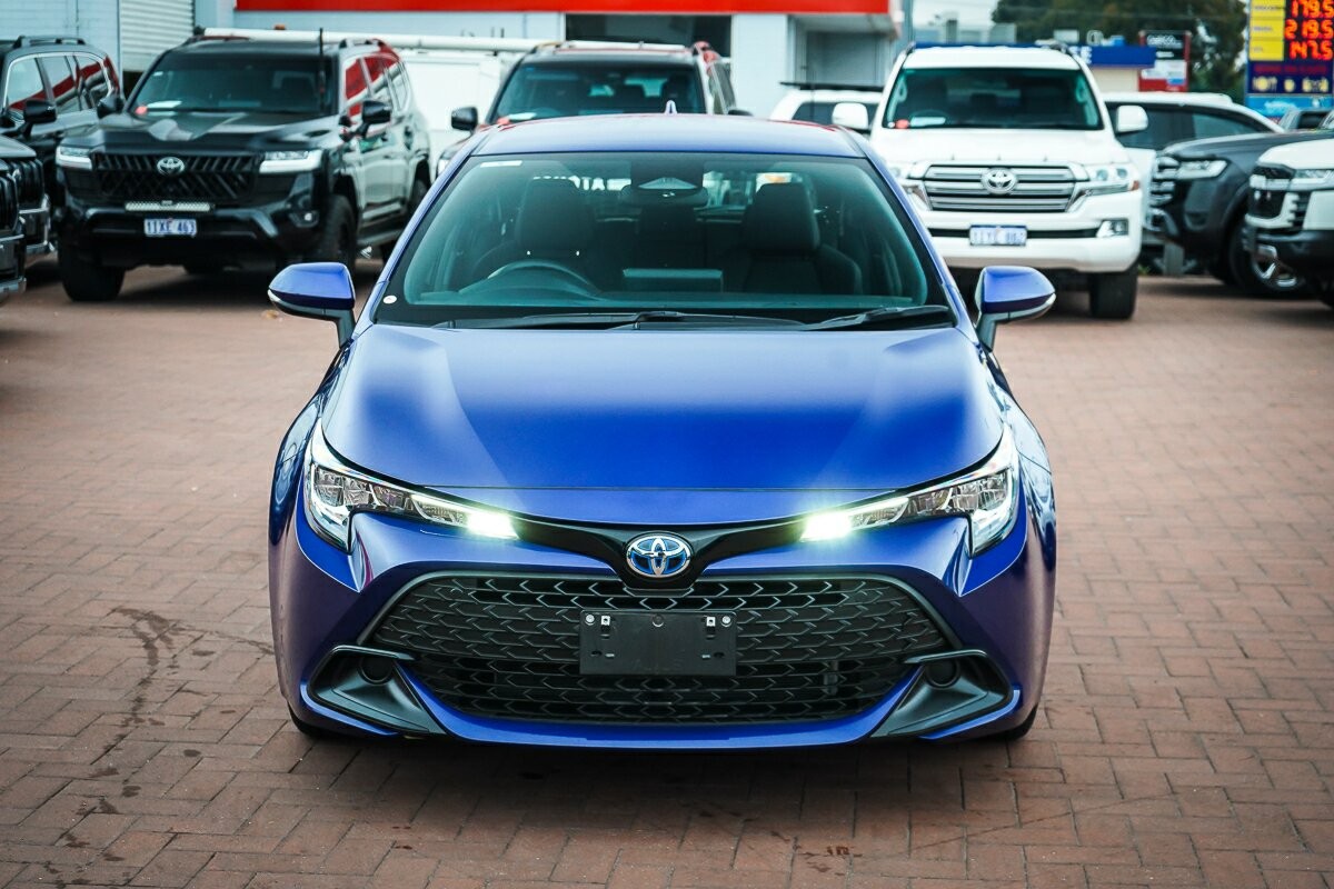 Toyota Corolla image 3