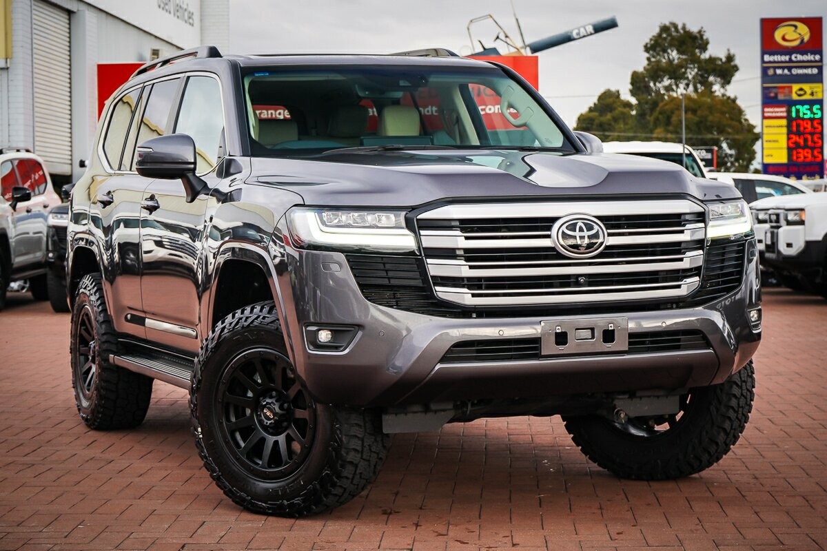 Toyota Landcruiser image 1