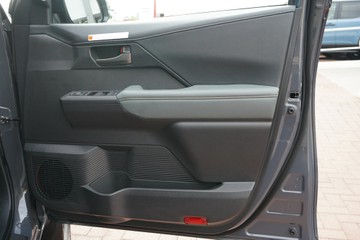 https://vehicle-cdn.autoleague.cloud/28166_6512344_14.jpg