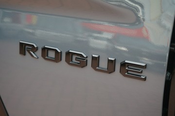 https://vehicle-cdn.autoleague.cloud/28166_6512344_9.jpg