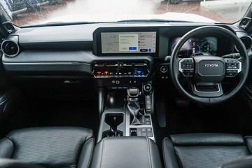 https://vehicle-cdn.autoleague.cloud/28166_6512347_10.jpg