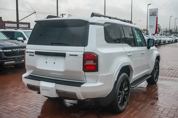https://vehicle-cdn.autoleague.cloud/28166_6512347_8.jpg