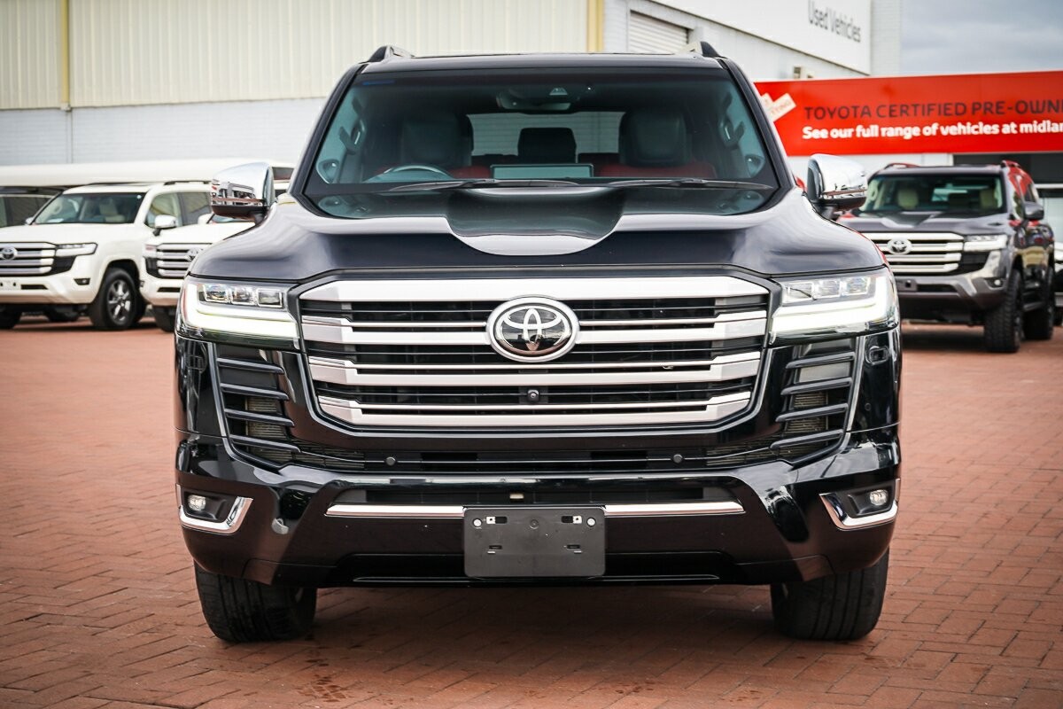 Toyota Landcruiser image 3