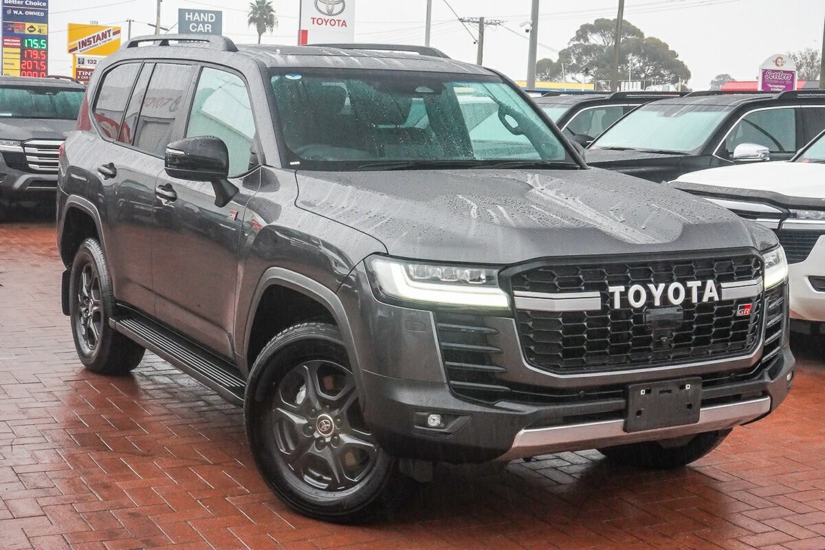 Toyota Landcruiser image 1