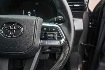 https://vehicle-cdn.autoleague.cloud/28166_6512378_14.jpg