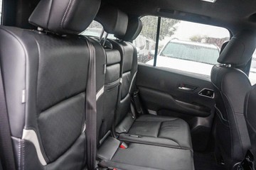 https://vehicle-cdn.autoleague.cloud/28166_6512378_9.jpg