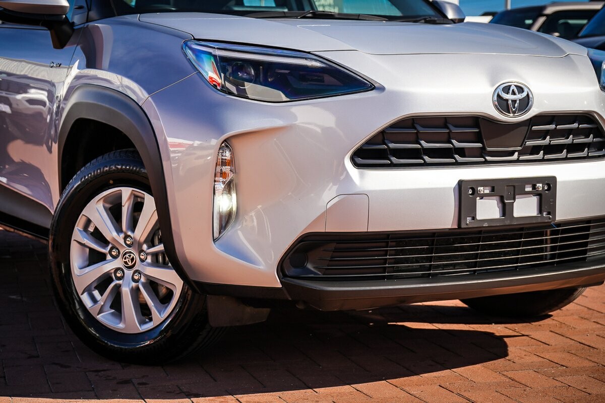 Toyota Yaris Cross image 2