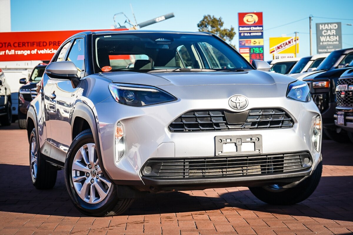 Toyota Yaris Cross image 1