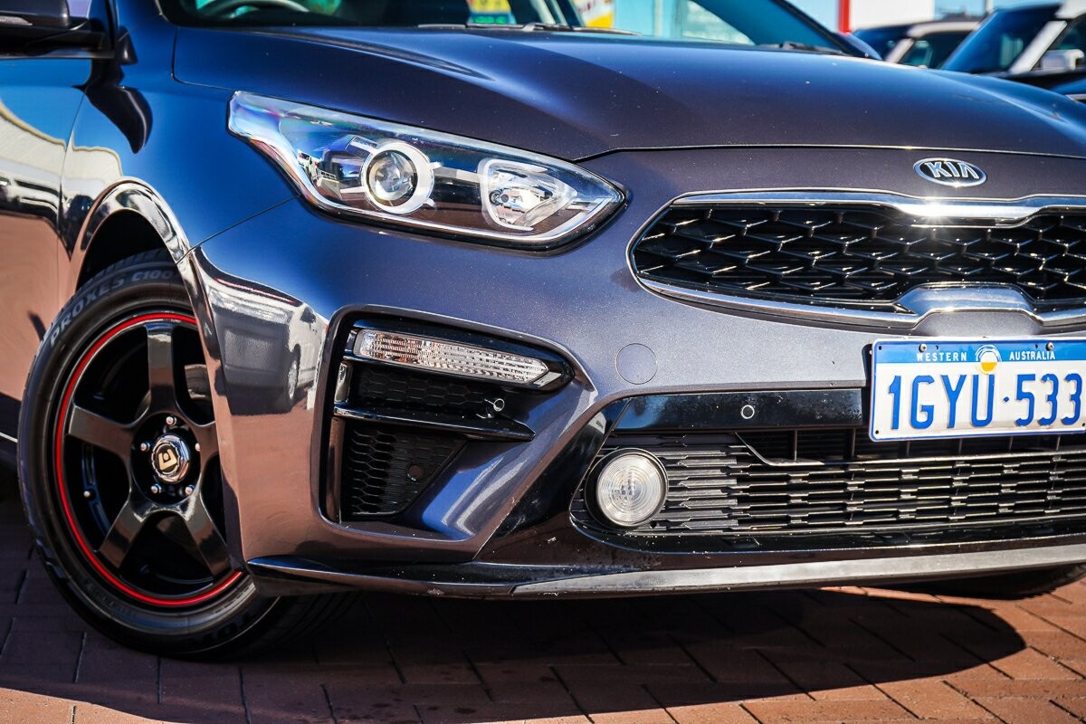 Kia Cerato image 2