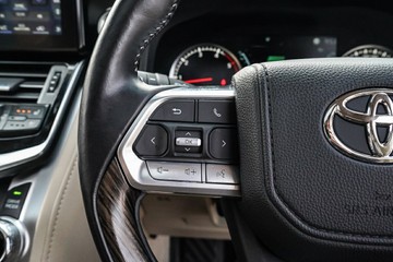 https://vehicle-cdn.autoleague.cloud/28166_6512403_18.jpg