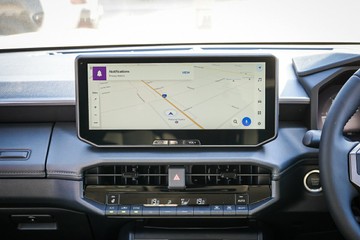 https://vehicle-cdn.autoleague.cloud/28166_6512407_12.jpg