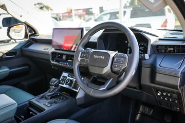 https://vehicle-cdn.autoleague.cloud/28166_6512407_19.jpg