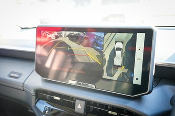 https://vehicle-cdn.autoleague.cloud/28166_6512407_22.jpg