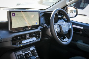 https://vehicle-cdn.autoleague.cloud/28166_6512407_26.jpg