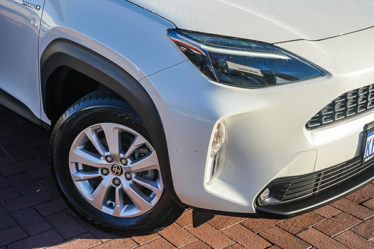 Toyota Yaris Cross image 2