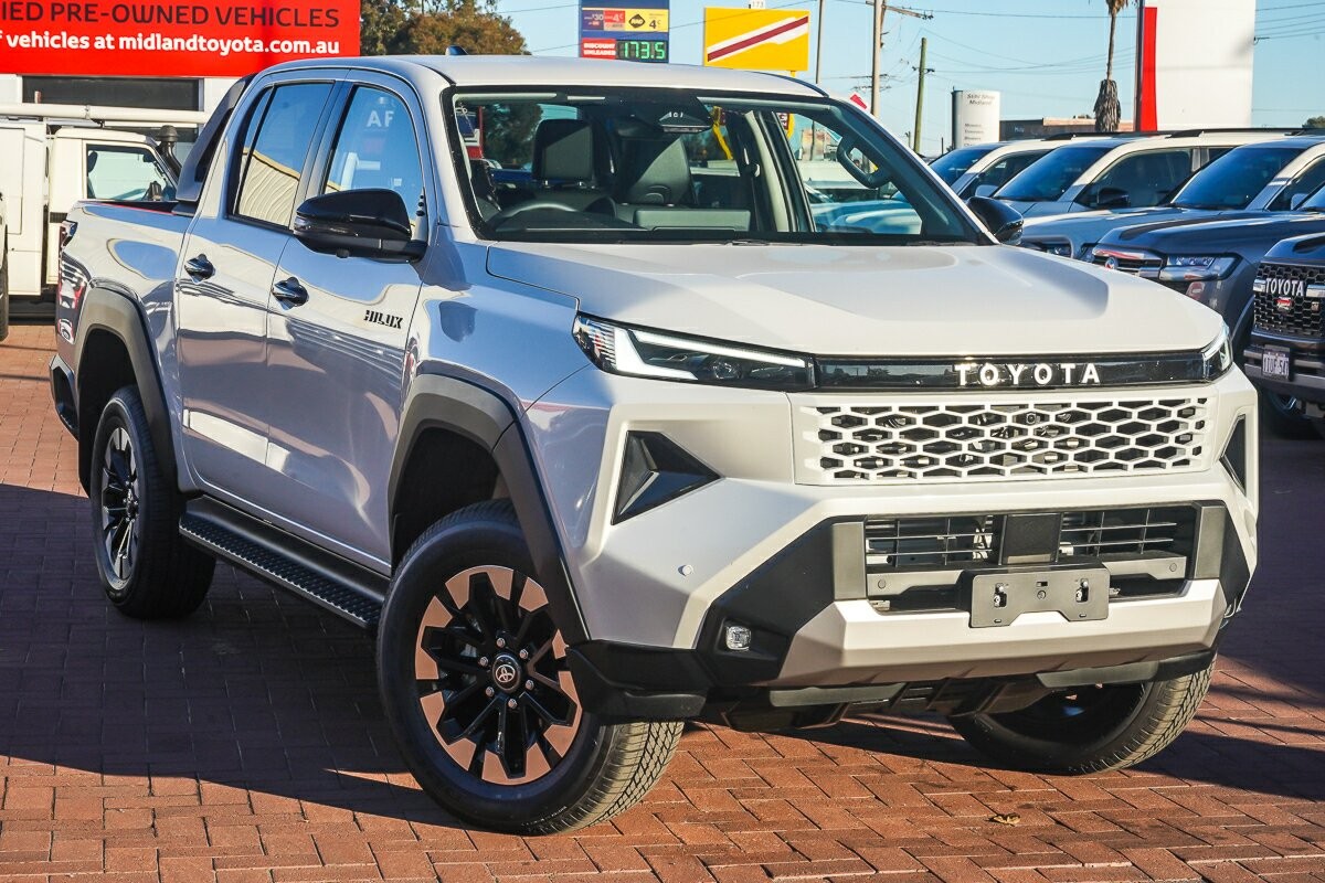 Toyota Hilux image 1