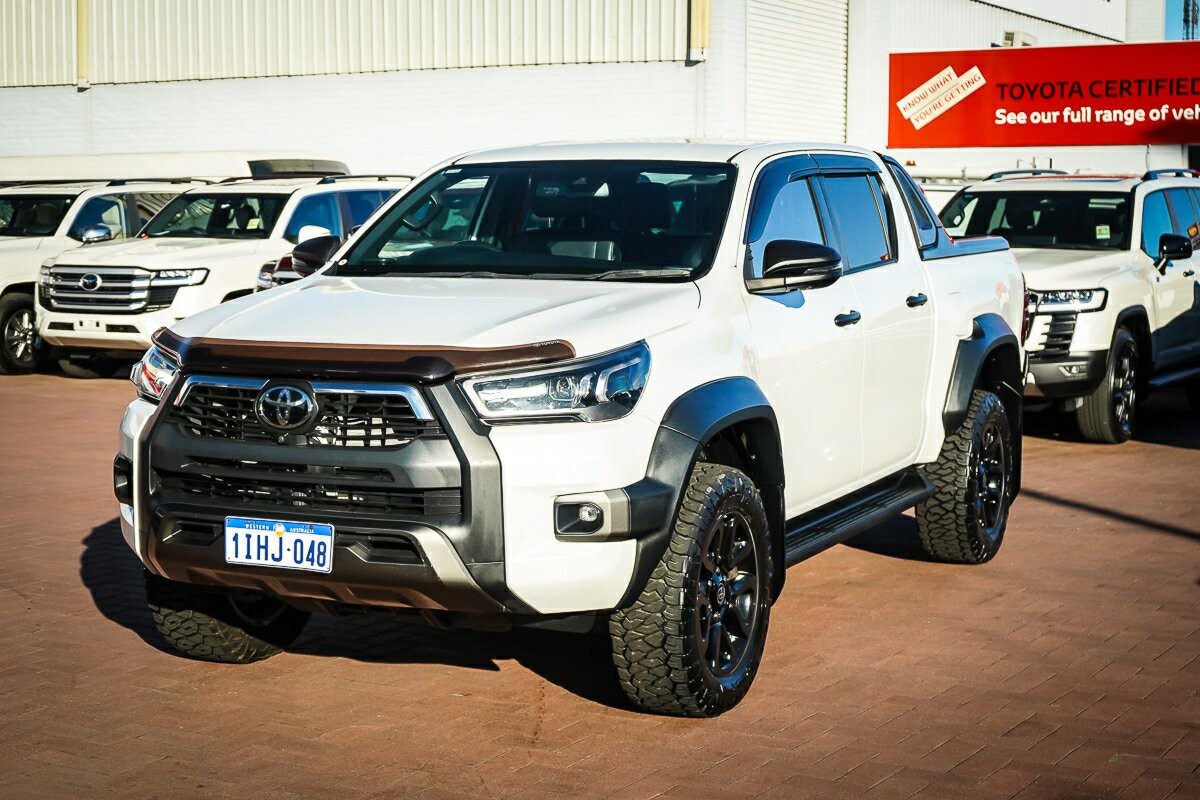 Toyota Hilux image 4